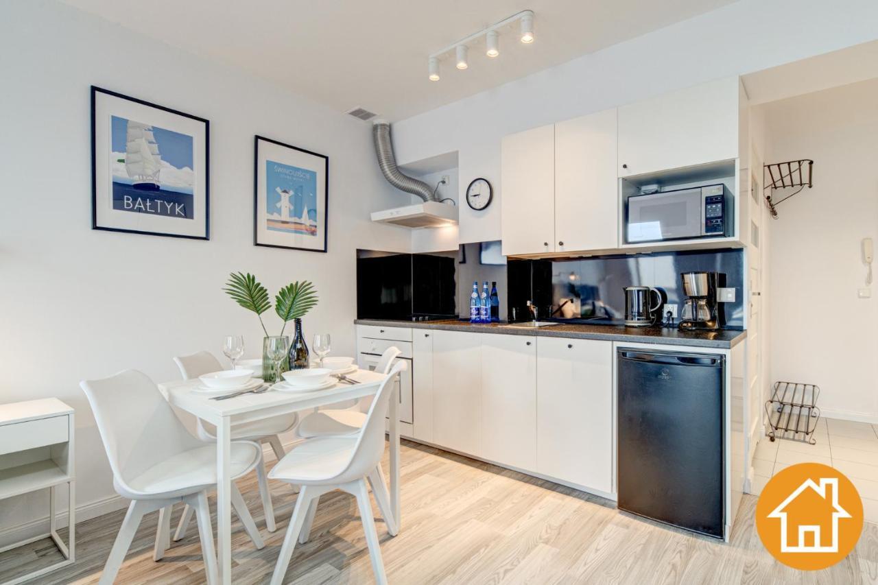 Apartament Debina Z Miejscem Parkingowym Świnoujście Exteriör bild